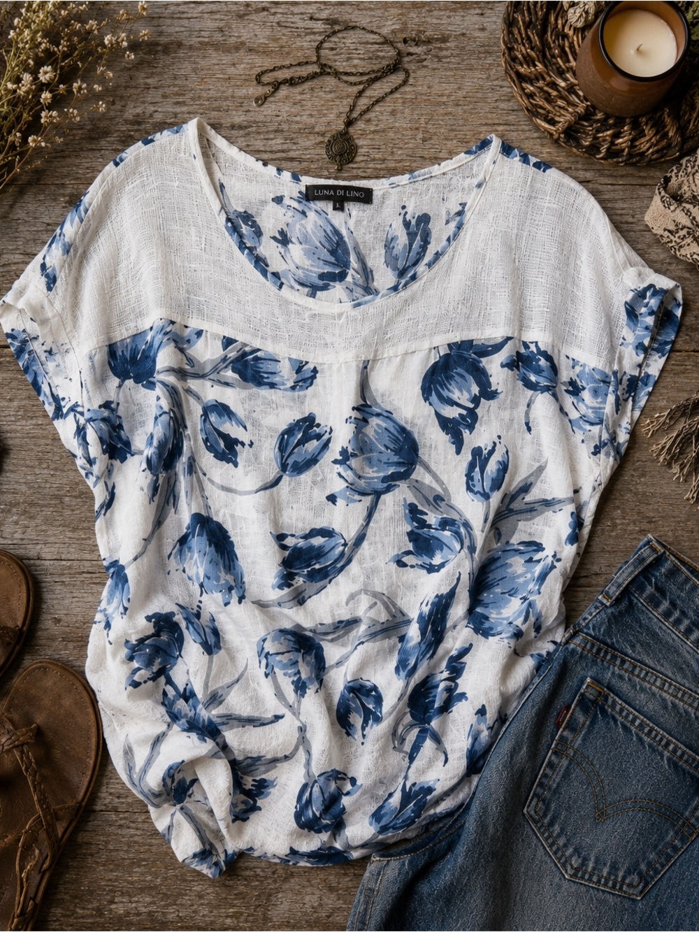 Lungo L’Arno Linen Blue Floral Sequin Top Coastal Cottagecore L